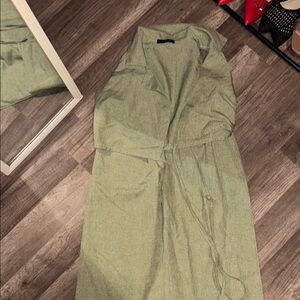 Elegant Green Sleeveless Dress
